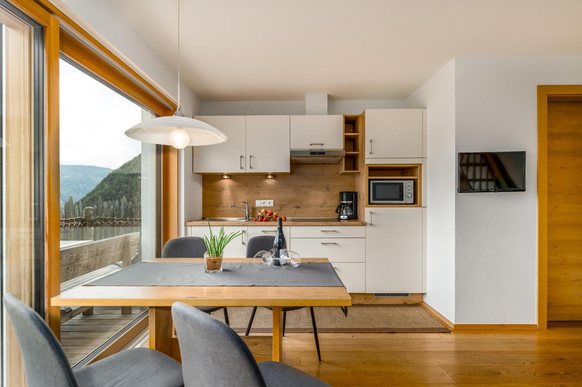 Tratterhof Apartments Vallarga ภายนอก รูปภาพ