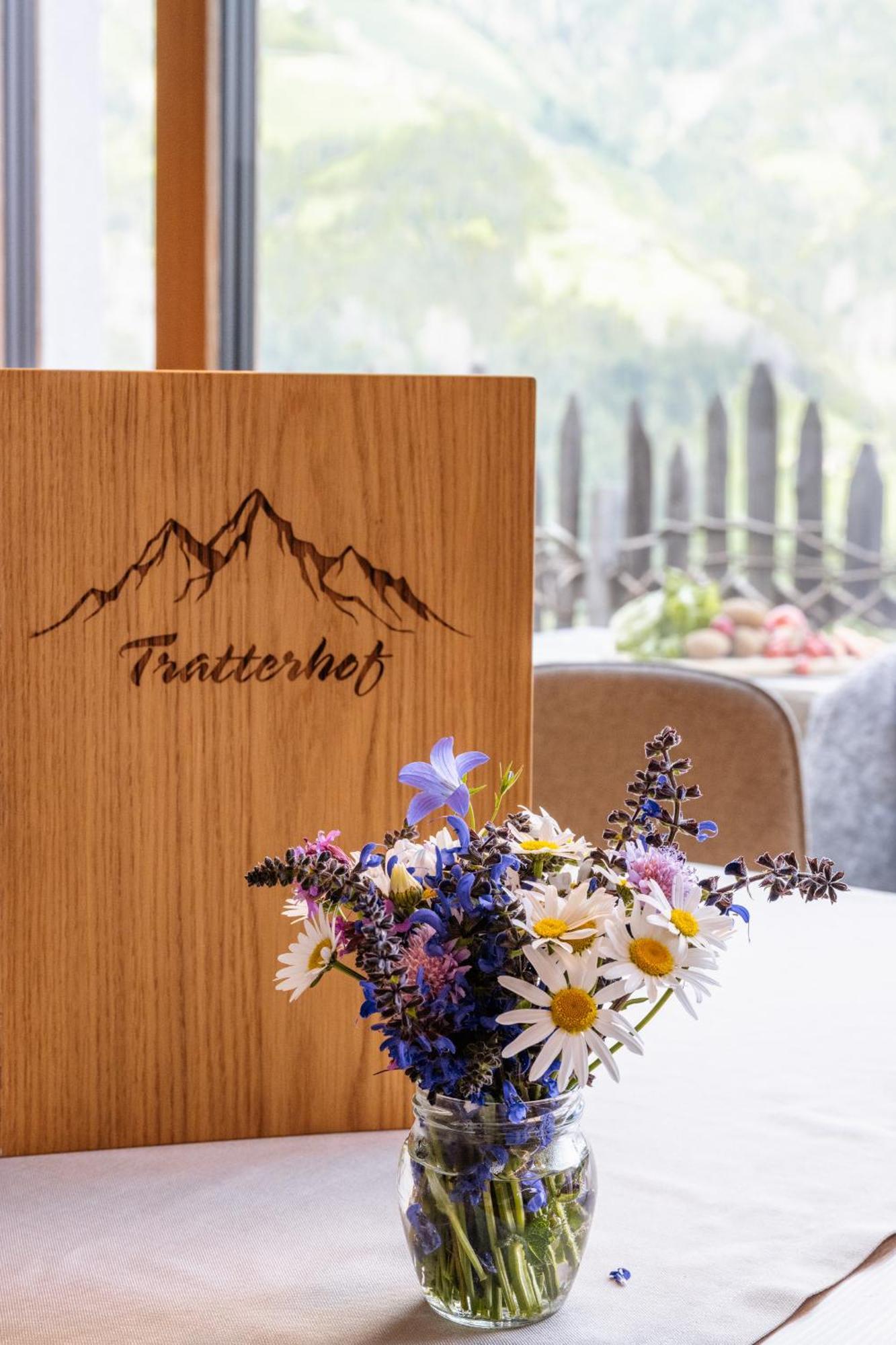 Tratterhof Apartments Vallarga ภายนอก รูปภาพ